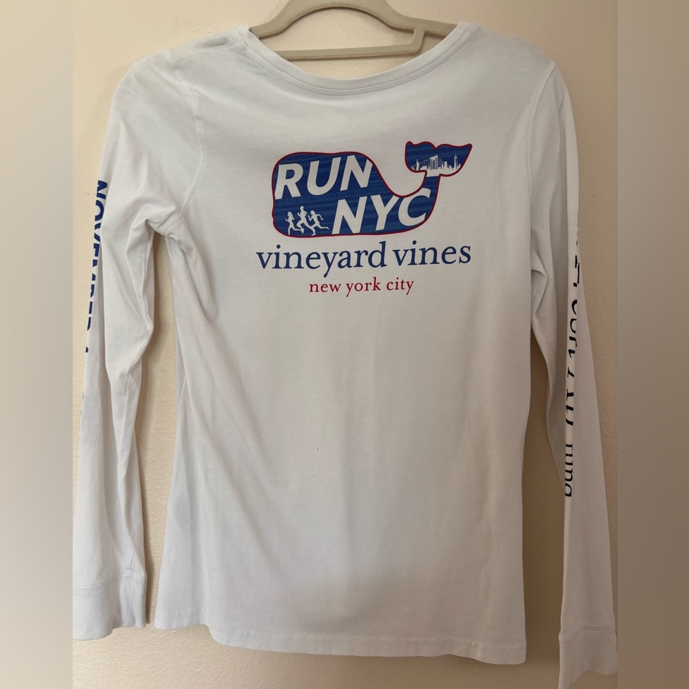 vineyard vines long sleeve. Size xs